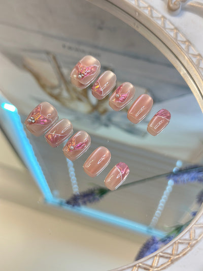Short press-on nails C04 – gallery 5