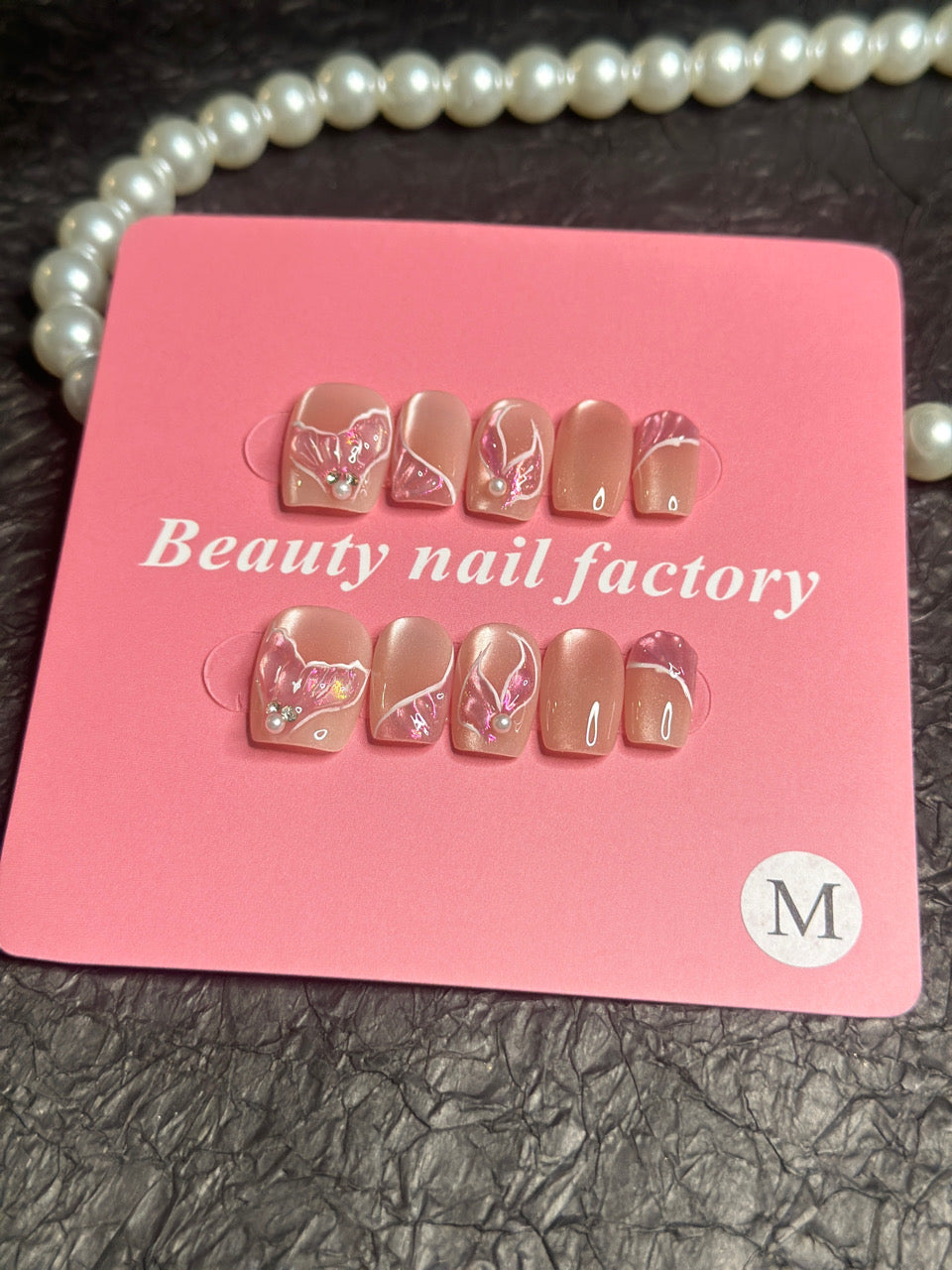 Short press-on nails C04 – gallery 7