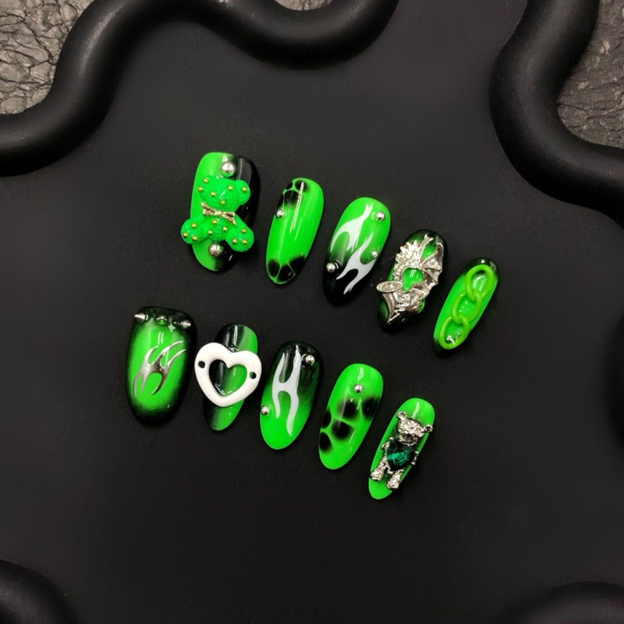 Short press-on nails CR174 S
