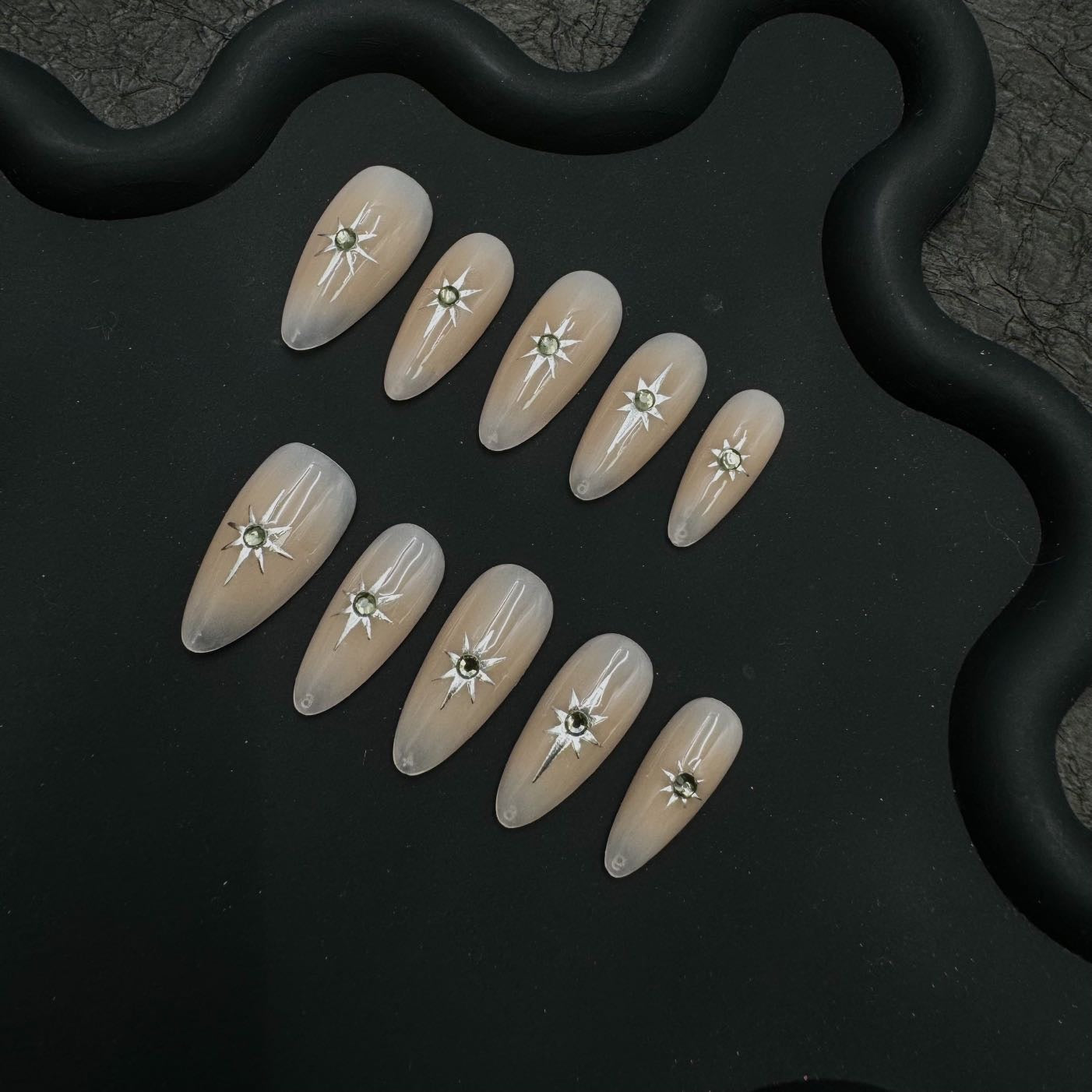 Short press-on nails CR137 L
