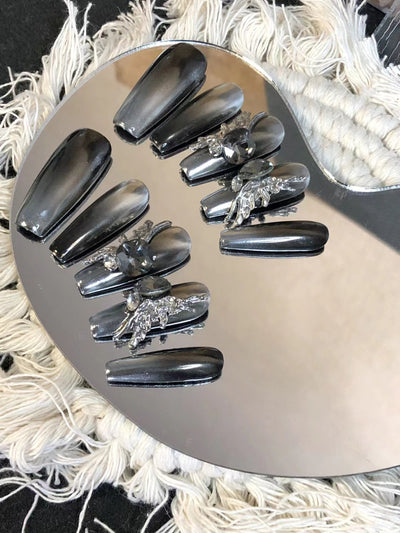 Press-on nails A097 (Ice Gray Diamond Butterfly) S