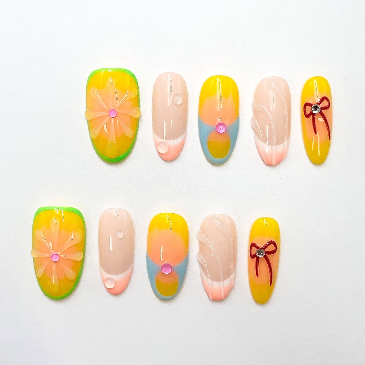 Handcrafted Short Press-On Nails — Style CR220, Everyday-Elegant, 10pc Set