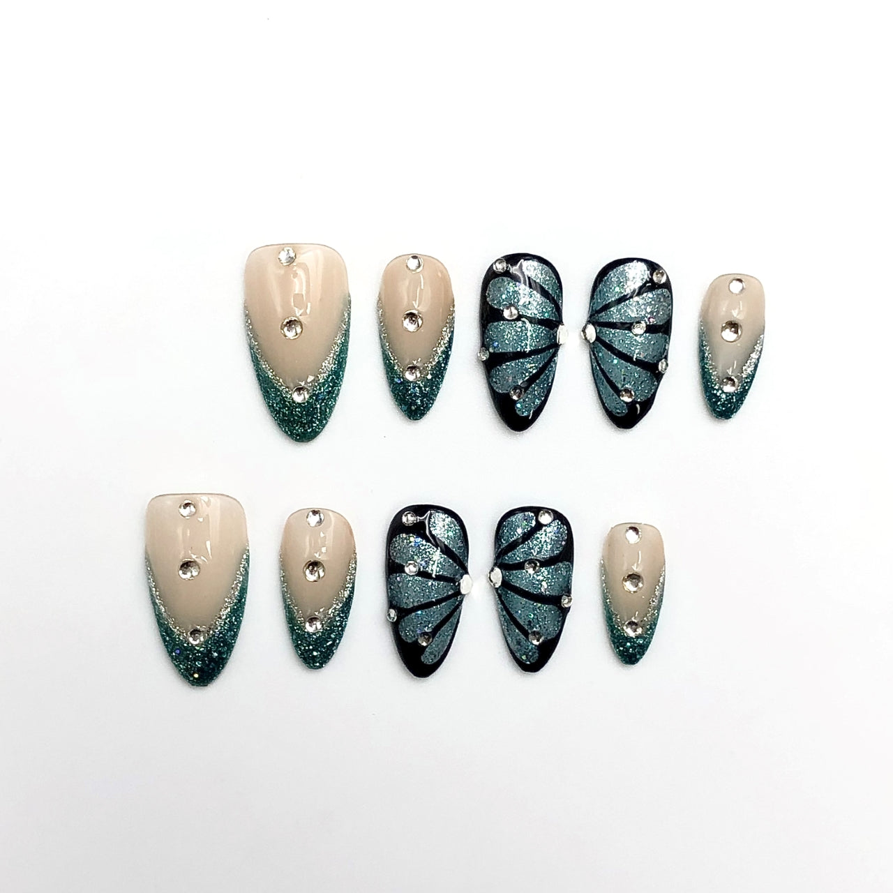 Handcrafted Short Press-On Nails — Style CR60, Everyday-Elegant, 10pc Set