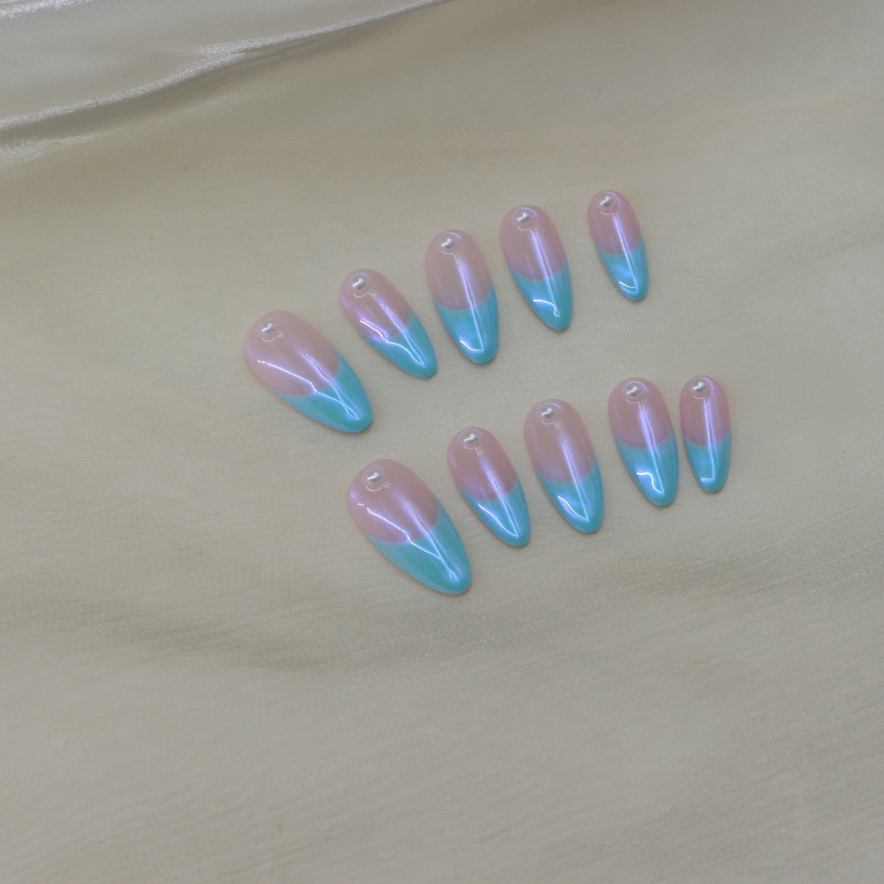 Short press-on nails CR102 – gallery 4