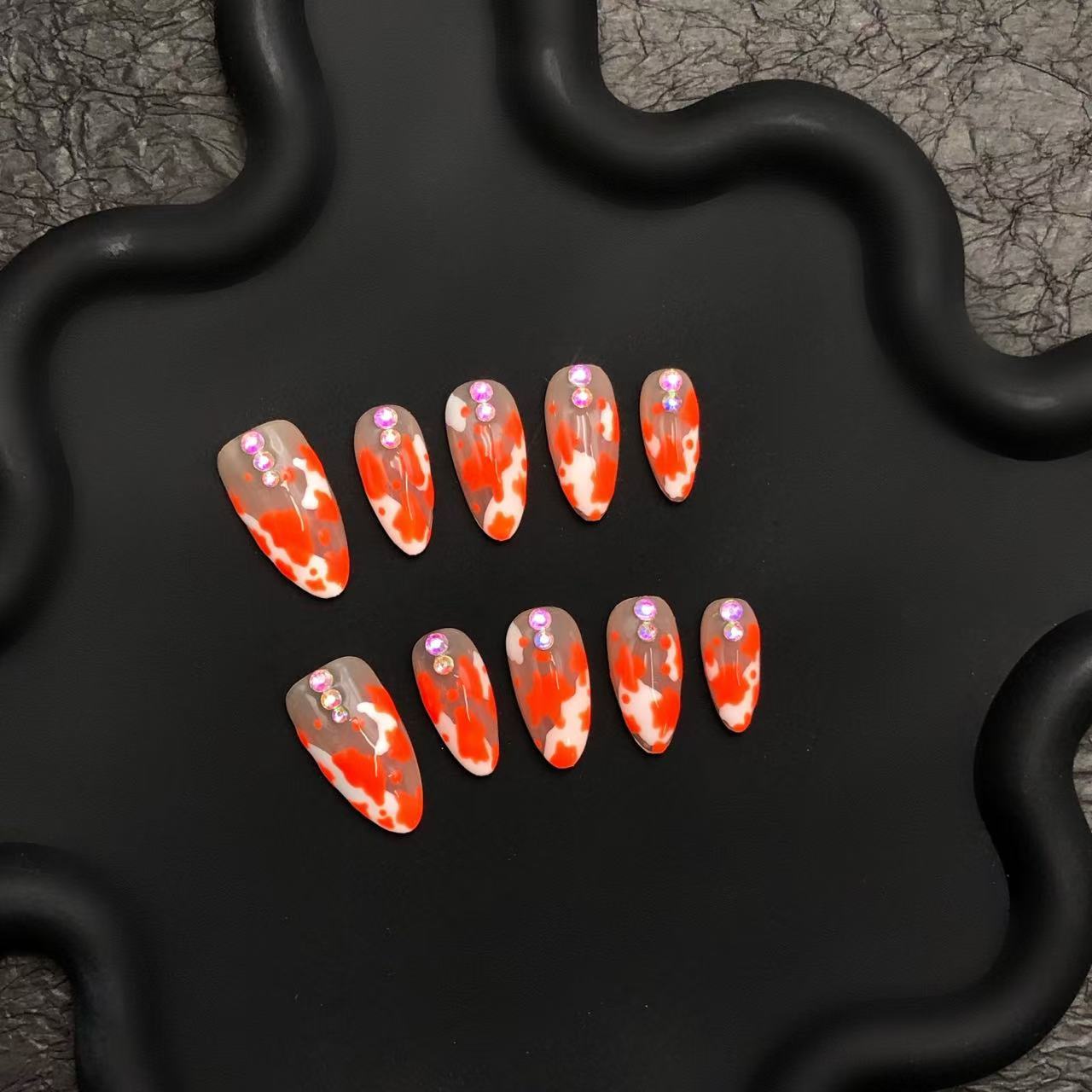 Short press-on nails CR47 – gallery 4