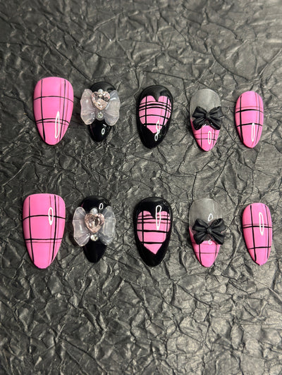 Short press-on nails CR65 – gallery 5