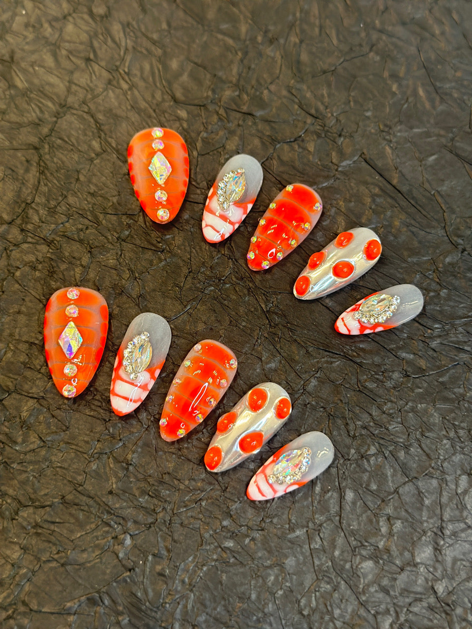 Short press-on nails CR91 – gallery 6